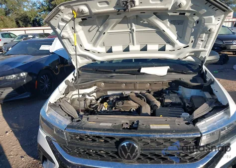 2024 Volkswagen Taos 1.5T S z USA, uszkodzony, nr VIN 3VV5X7B25RM017087